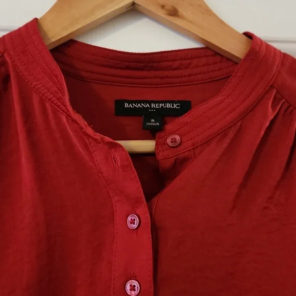 Banana Republic Red Silk Blouse Size S - Picture 5 of 13